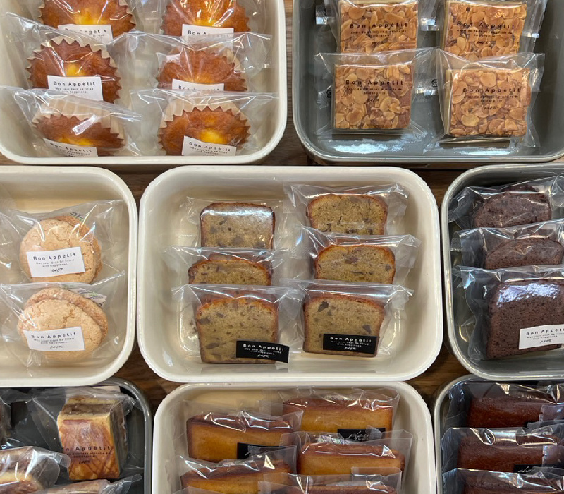 クッキー・ブラウニー・パウンドケーキ・フィナンシェなど日持ちのする焼き菓子を種類豊富に取り揃えています